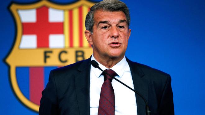 OFFICIEL : Le FC Barcelone annonce son nouvel entraîneur intérimaire
