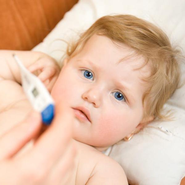 Les convulsions liées à la fièvre chez les enfants