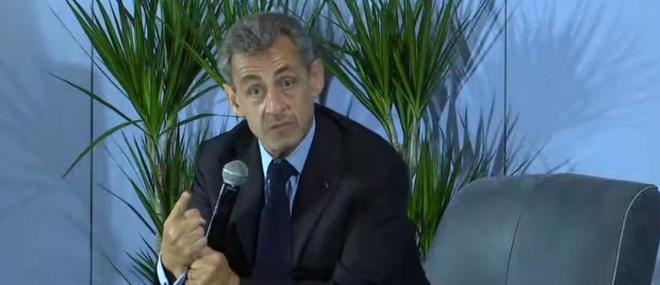 L'ex-président de la république Nicolas Sarkozy a estimé samedi à Toulon que l'affaire du contrat des sous-marins perdu par la France au profit des États-Unis était une trahison des USA