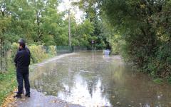 BAGNOLS/CÈZE Route de Carmignan coupée, parc Rimbaud sous l’eau… la crue de la Cèze en images