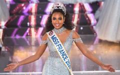 Miss univers 2021 : Clémence Botino représentera la France