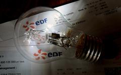 EDF va cesser de couper l'électricité des particuliers en cas d'impayés