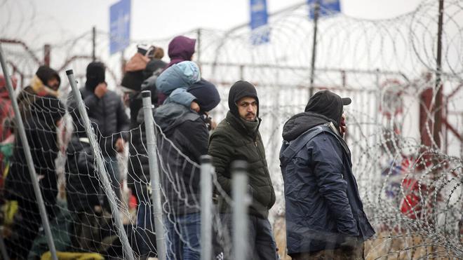 Migrants à la frontière polonaise : 5 minutes pour comprendre l’aggravation de la crise entre l’UE et la Biélorussie