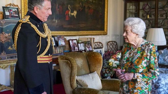 Royaume-Uni : première apparition publique d’Elizabeth II après une absence remarquée