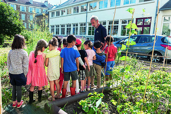 Jardin, mer, ville... désormais, l'éducation à l'environnement s'ancre localement