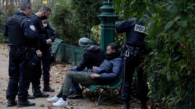 «Vous roulez quoi Monsieur ?» : la guerre contre le trafic de drogue, c’est aussi dans les beaux quartiers parisiens