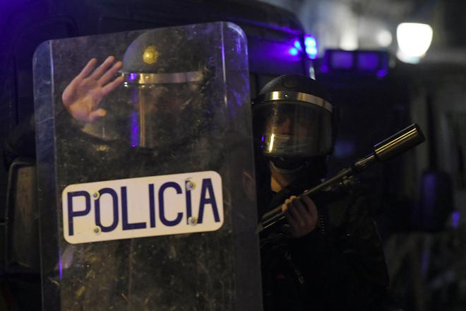 Espagne : affrontements entre la police et des métallurgistes en grève à Cadix (VIDEOS)