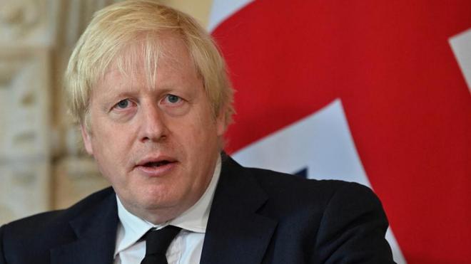 Boris Johnson appelle la France à reprendre tous les migrants qui traversent la Manche