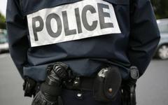 Un policier hors service grièvement blessé par arme blanche à Paris