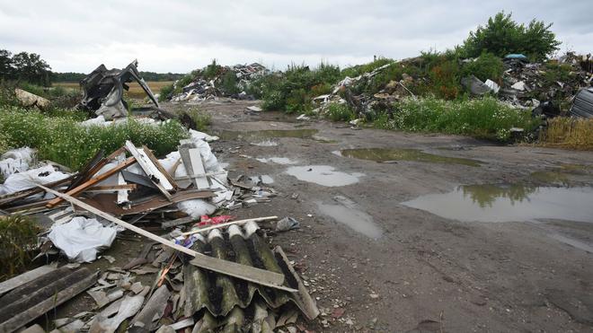 Déchets sauvages : en 2020, la France a été polluée par un million de tonnes d’ordures