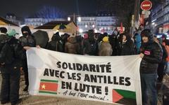 Grenoble : un rassemblement de soutien aux luttes sociales dans les Antilles