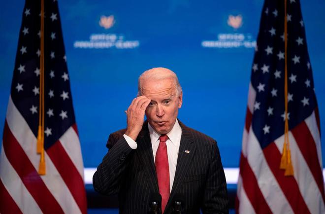 Etats-Unis : face à l’entêtement de Donald Trump, Joe Biden tente de garder son calme