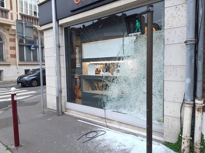 Beauvais : une enquête ouverte après le cambriolage de la boutique Orange du centre-ville