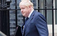 Royaume-Uni : En pleine flambée du variant Omicron, Boris Johnson fragilisé par ses troupes