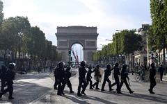 Coupe Arabe : pour le match Tunisie-Algérie samedi, un périmètre de sécurité aux Champs-Élysées