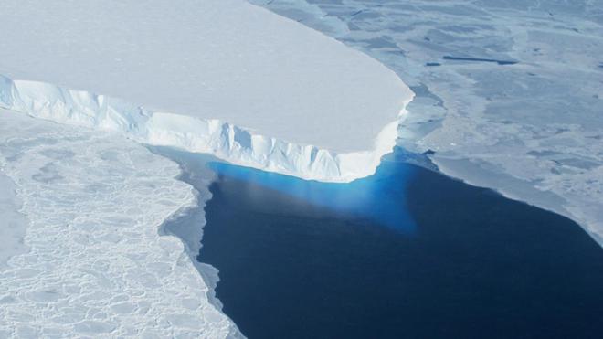 Antarctique : le "glacier de l'apocalypse" menace de se fissurer et d'entraîner une hausse du niveau de la mer