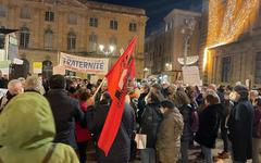 Aix-en-Provence : une jeune femme de 18 ans violée par des migrants clandestins. La gauche locale manifeste pour soutenir les migrants et contre la stigmatisation mais pas contre le viol !