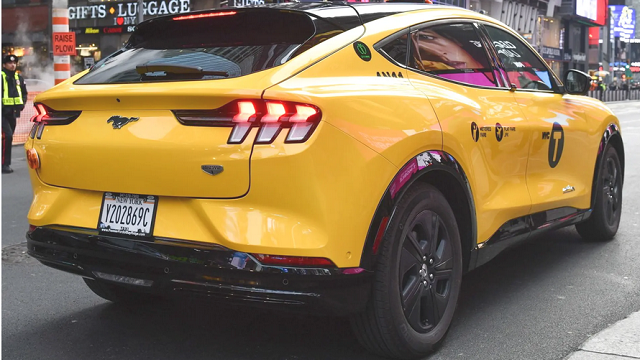 Ford Mustang Mach-E :  nouveau taxi électrique pour New-York