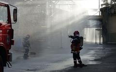 Les pompiers du Sdis de l’Isère ont maîtrisé une fuite d’acide chlorhydrique survenue dans l’entreprise Satma PPC à Goncelin