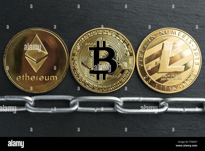 Investissement sur la crypto Bitcoin : faut-il acheter des jetons de BTC au prix actuel ?
