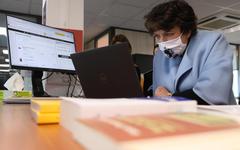 Livres : Roselyne Bachelot, ambassadrice du «cliquez et emportez»