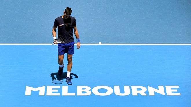 Novak Djokovic reconnaît une «erreur humaine» dans sa déclaration d’entrée en Australie