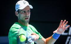 Covid-19. Novak Djokovic dans le tableau de l’Open d’Australie mais toujours expulsable