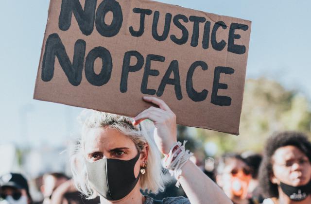 Live Twitch ce soir : Comment avoir la foi de militer dans cette année de merde ?