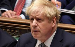 Covid-19: des « apéros du vendredi » accablent encore davantage Boris Johnson