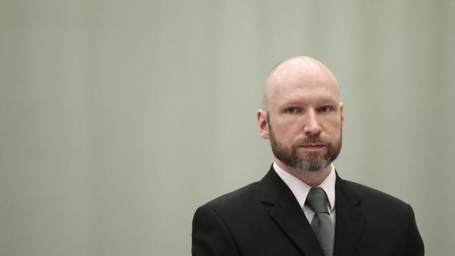 Norvège : dix ans après la tuerie d'Utøya, Anders Breivik demande sa remise en liberté