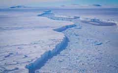 Thwaites : le « glacier de l’apocalypse » qui menace la planète dans l’indifférence
