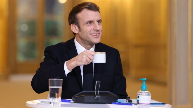 Présidentielle : près d’un Français sur deux voit Emmanuel Macron être réélu, selon un sondage