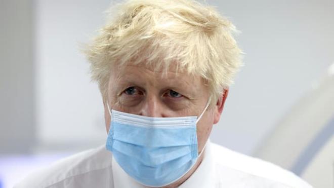 Covid-19: Boris Johnson annonce la fin de l'essentiel des restrictions en Angleterre