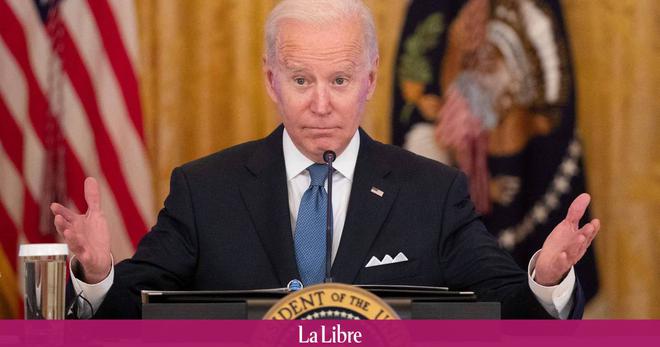 "Espèce de connard": pensant son micro coupé, Joe Biden insulte un journaliste de Fox News