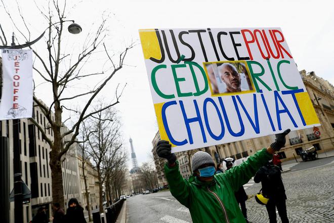 Mort de Cédric Chouviat: une nouvelle expertise confirme la responsabilité des policiers