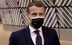 Hausse des carburants : E. Macron évoque de nouvelles mesures mais doute d’un impact rapide