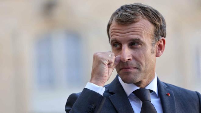 Présidentielle : comment les candidats déclarés attendent désespérément l’annonce d’Emmanuel Macron