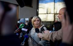 Défections au Rassemblement national : "Ceux qui veulent partir, qu'ils partent maintenant", lance Marine Le Pen
