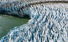Groenland : en 20 ans, la calotte glaciaire a perdu 4700 milliards de tonnes