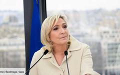 “Ta gueule !” : Marine Le Pen trahie, la tension monte au sein de son équipe