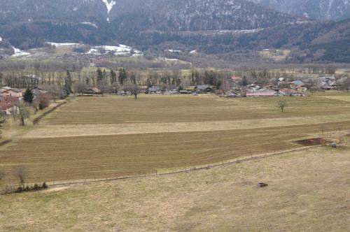 Au bout du lac d’Annecy, le projet de télécabine vers la Forclaz crée des remous