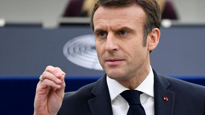 Présidentielle 2022 : non-candidat, Emmanuel Macron a déjà 500 parrainages validés
