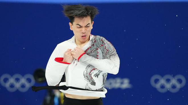 JO : positif au Covid-19, l'Américain Vincent Zhou forfait en patinage artistique