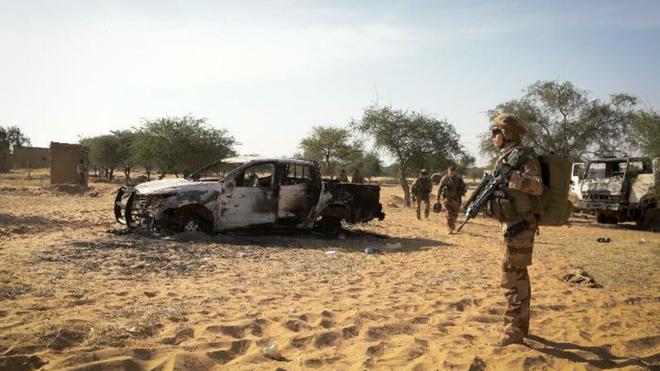 Burkina Faso : quatre civils tués au cours d’une opération de Barkhane contre des djihadistes