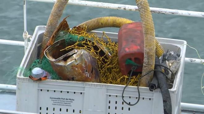 Les pêcheurs face à la pollution des océans