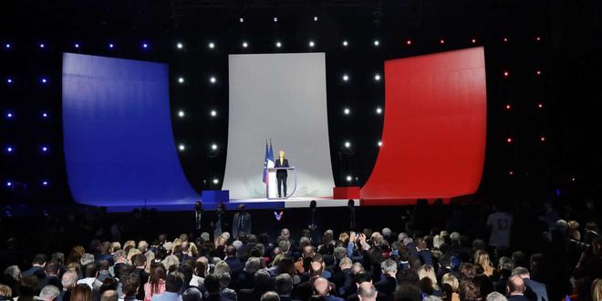 A son premier meeting, Valérie Pécresse a tenté de relancer sa campagne ; à Montpellier, Jean-Luc Mélenchon a souhaité que « tout change » : retrouvez l’actualité politique du 13 février