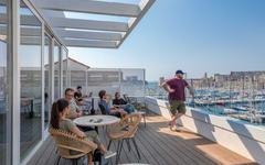 Now Coworking Marseille, le Vieux-Port à votre fenêtre