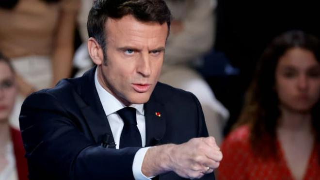 Présidentielle: Macron en tête à 30%, Le Pen approche des 20%, Mélenchon troisième, selon un sondage