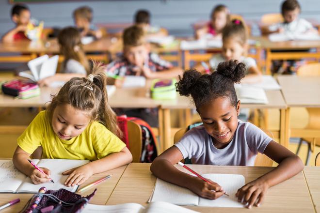 Rebond épidémique à l’école : la faute au masque ?