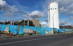 Corbeil-Essonnes : Une fresque aux couleurs de la ville pour habiller la clôture du poste source d’Enedis